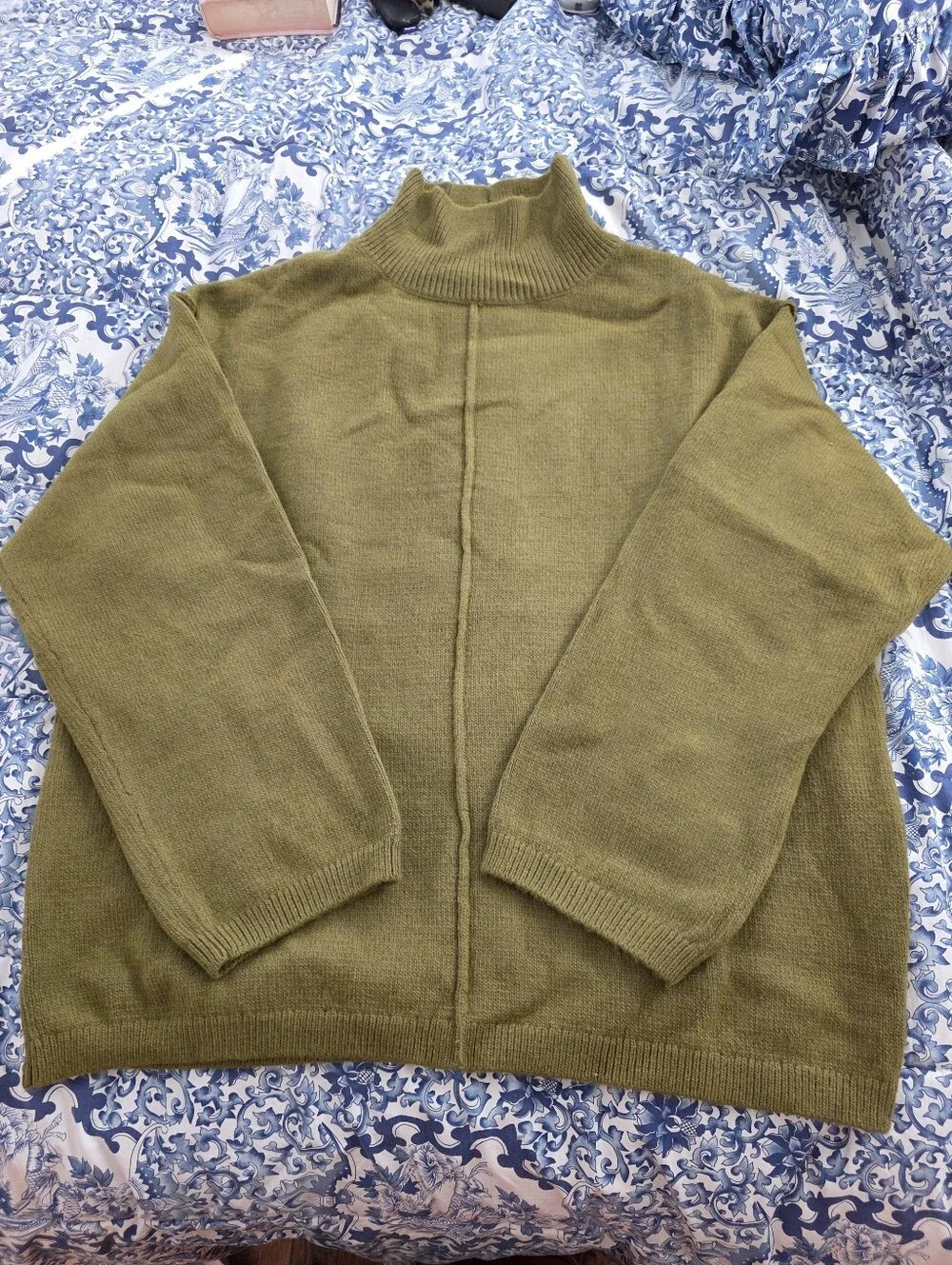 NWT H&M Knit Olive Green Pullover XL